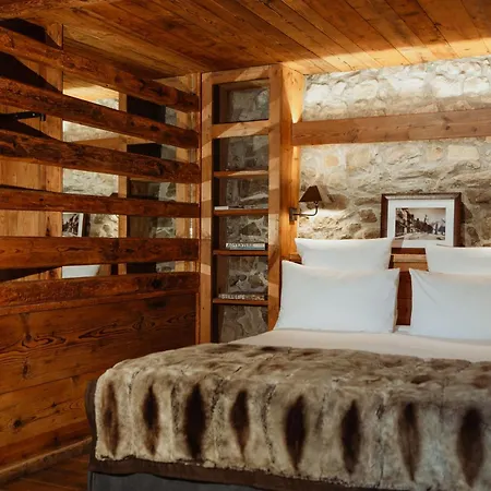 1864 Bed and breakfast *