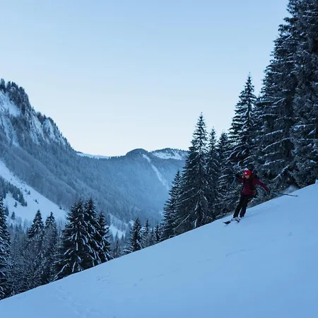 1864 Bed and breakfast Le Grand-Bornand
